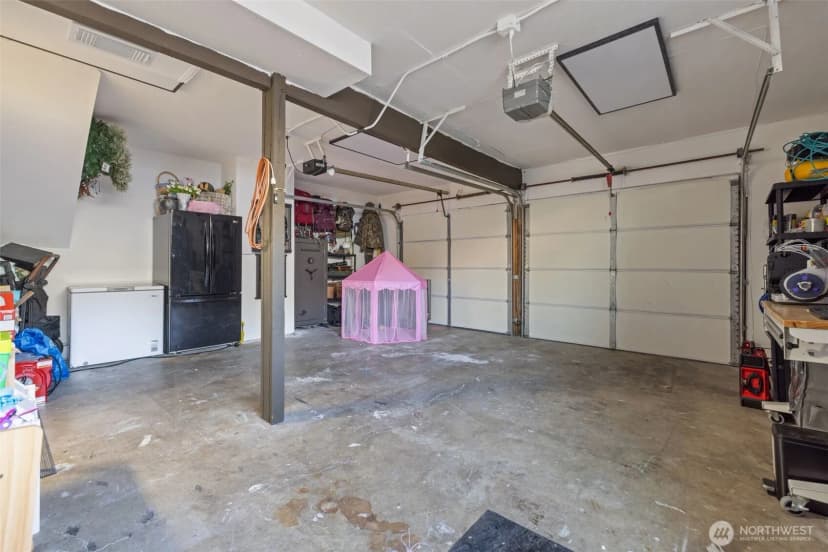 Property photo for 284 S 2nd Street, Buckley photo 39