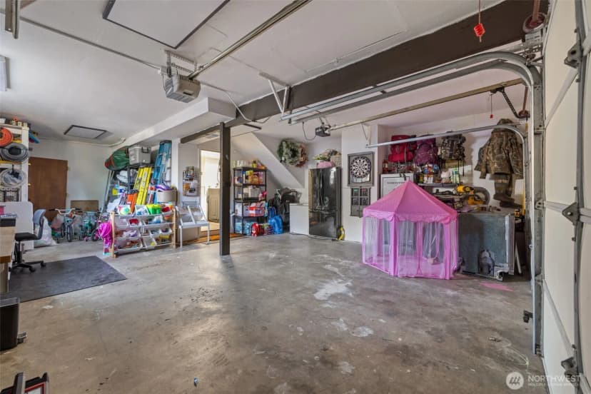 Property photo for 284 S 2nd Street, Buckley photo 40
