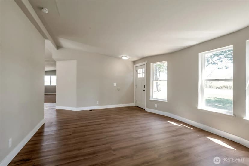 Property photo for 9295 N Telegraph Road, Sumas photo 5