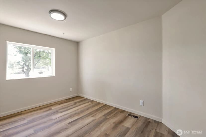 Property photo for 9295 N Telegraph Road, Sumas photo 21