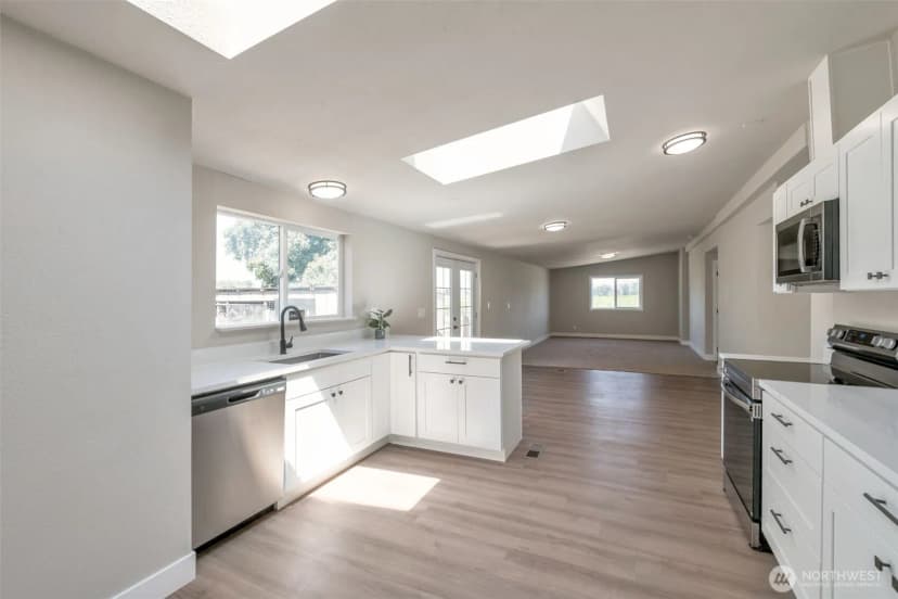 Property photo for 9295 N Telegraph Road, Sumas photo 12
