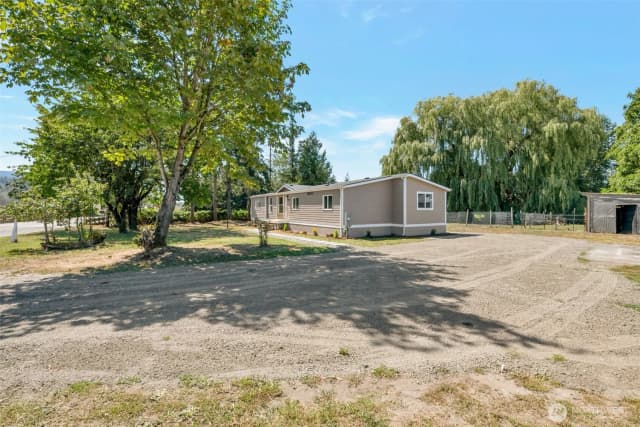 Property photo for 9295 N Telegraph Road, Sumas photo 3