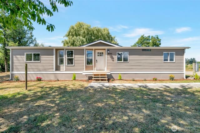 Property photo for 9295 N Telegraph Road, Sumas photo 2