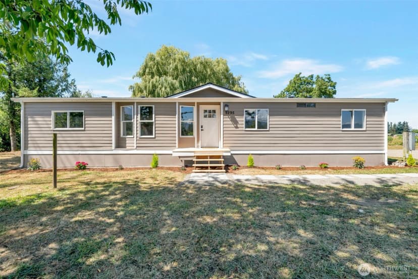 Property photo for 9295 N Telegraph Road, Sumas photo 2