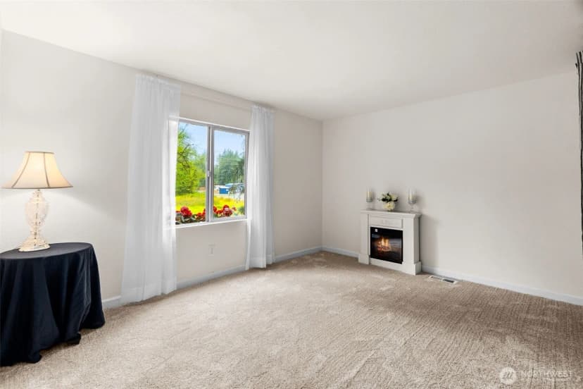 Property photo for 14512 246th Street E, Graham photo 14