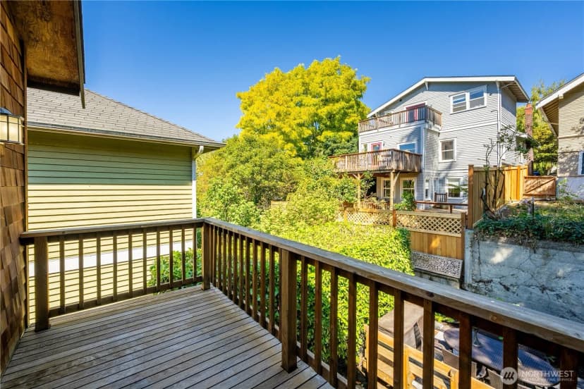 Property photo for 1614 32nd Avenue, Seattle photo 24