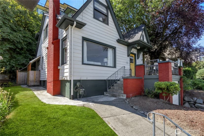 Property photo for 1915 Dexter Avenue N, Seattle photo 33