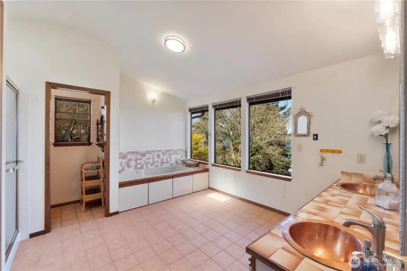 Property photo for 6329 Dash Point Boulevard Ne, Tacoma photo 22