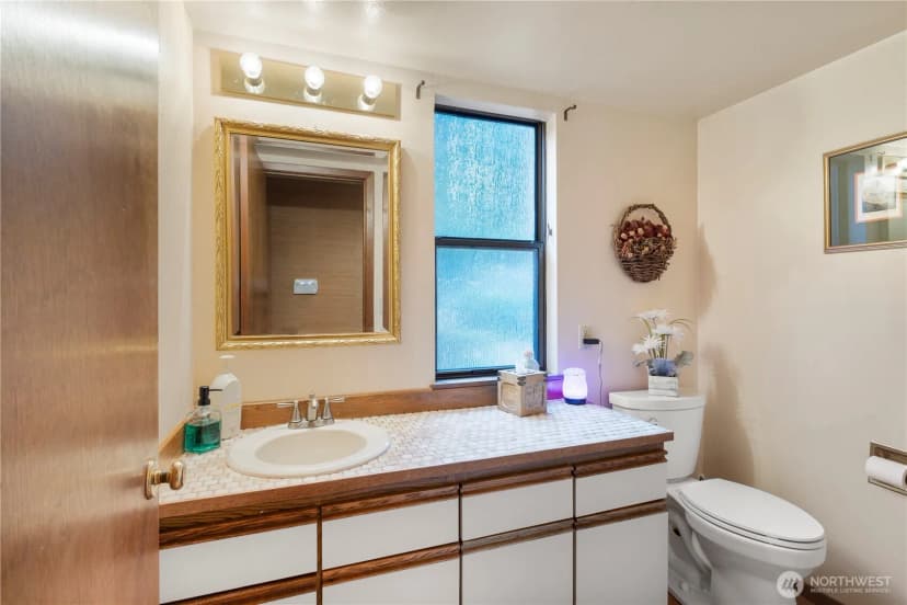 Property photo for 6329 Dash Point Boulevard Ne, Tacoma photo 11