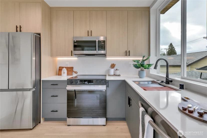Property photo for 4404 S Othello Street #b, Seattle photo 13