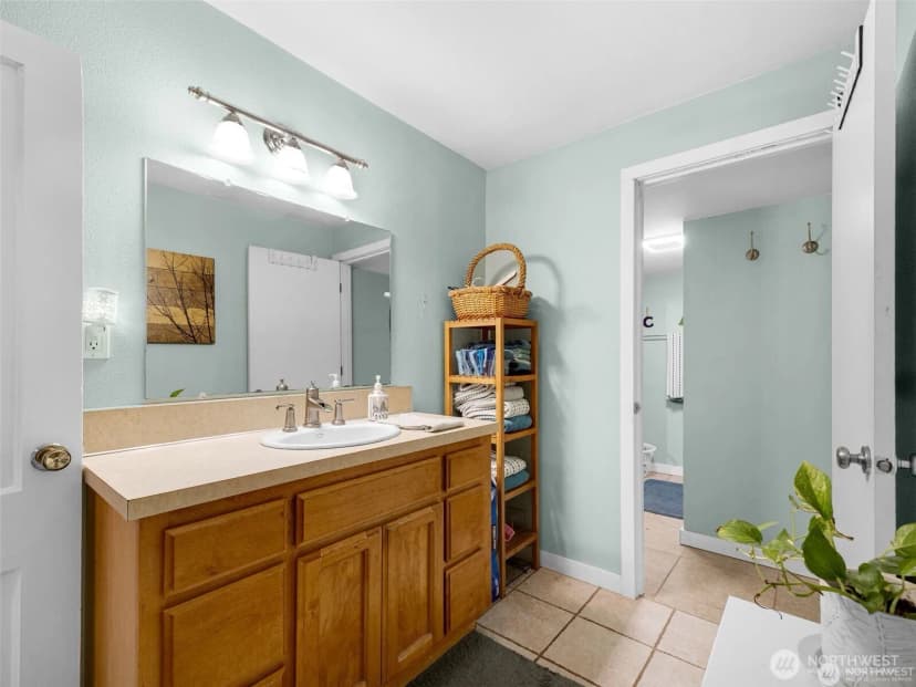 Property photo for 15711 Birch Street, Long Beach photo 26