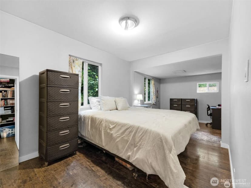 Property photo for 15711 Birch Street, Long Beach photo 21