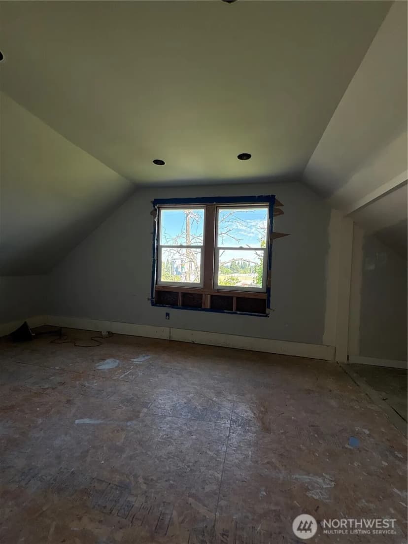 Property photo for 139 Nw 85th St, Seattle photo 14