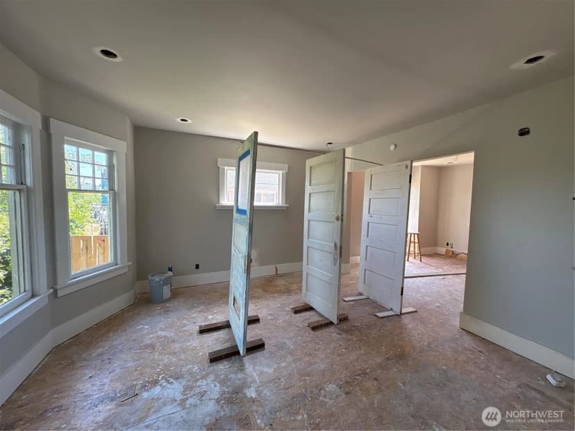 Property photo for 139 Nw 85th St, Seattle photo 11