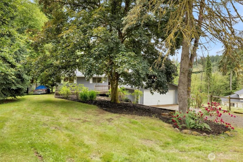 Property photo for 1101 Nw 405th Street, Woodland photo 35