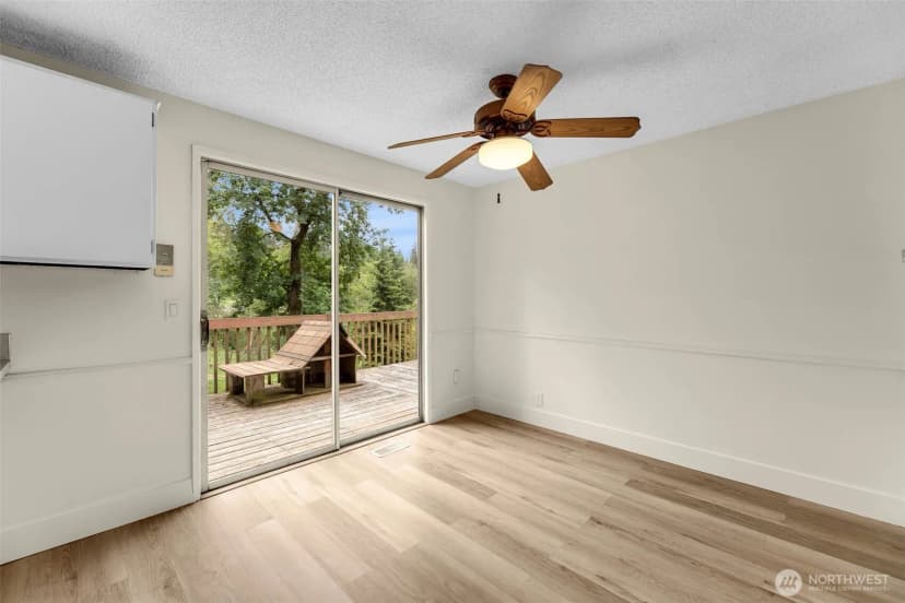 Property photo for 1101 Nw 405th Street, Woodland photo 7