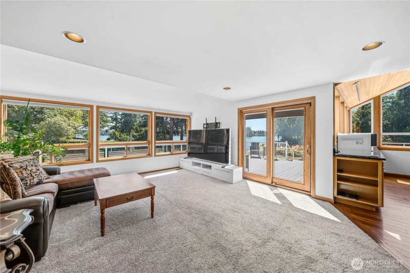 Property photo for 21424 Snag Island Drive E, Lake Tapps photo 18
