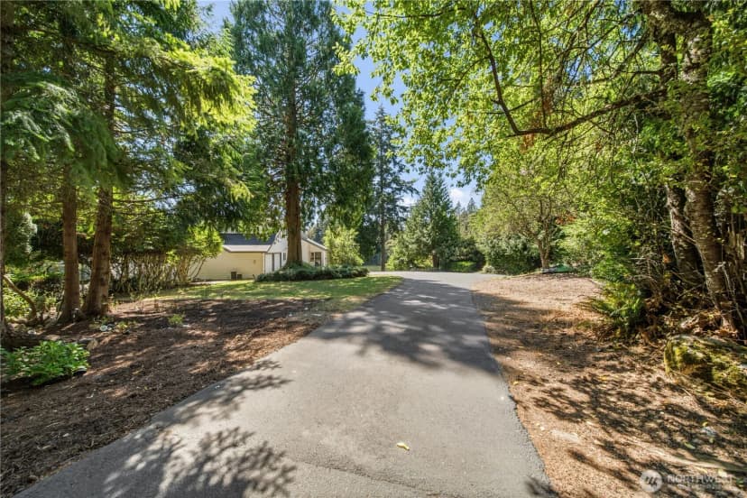 Property photo for 21424 Snag Island Drive E, Lake Tapps photo 40