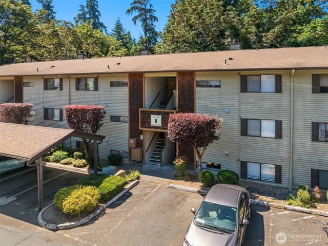 Property photo for 23417 16th Place S #b203, Des Moines photo 2