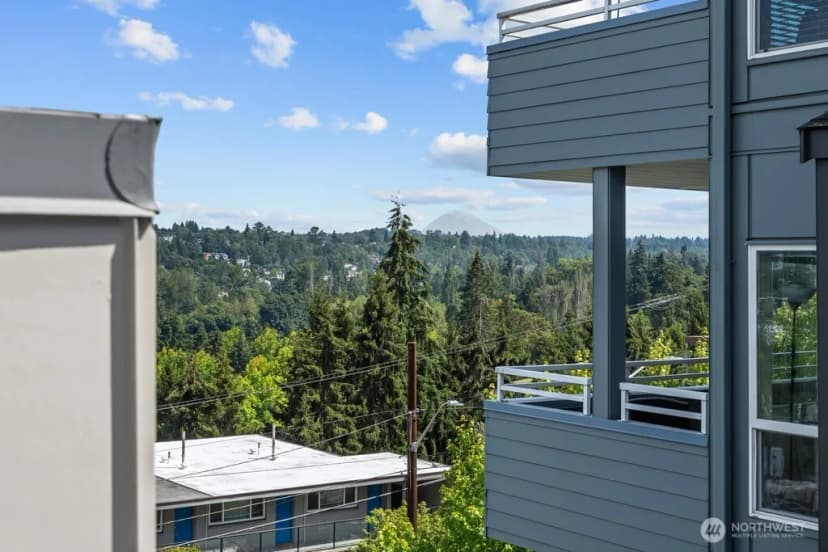 Property photo for 3104 Sw Avalon Way #f, Seattle photo 15