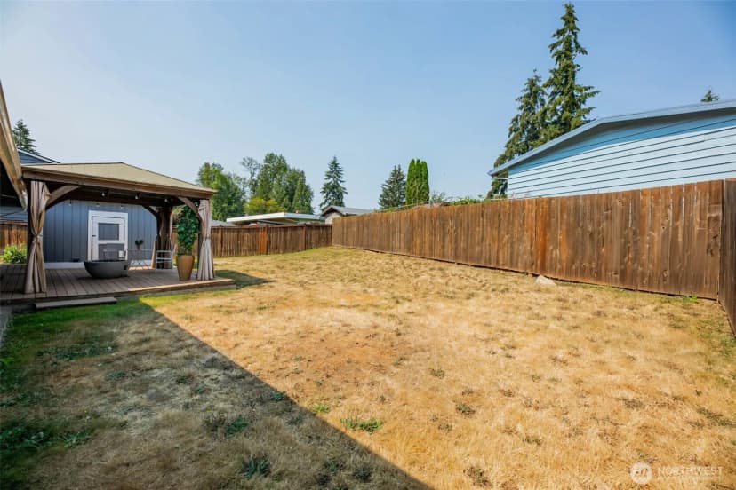 Property photo for 15814 Larch Way, Lynnwood photo 20