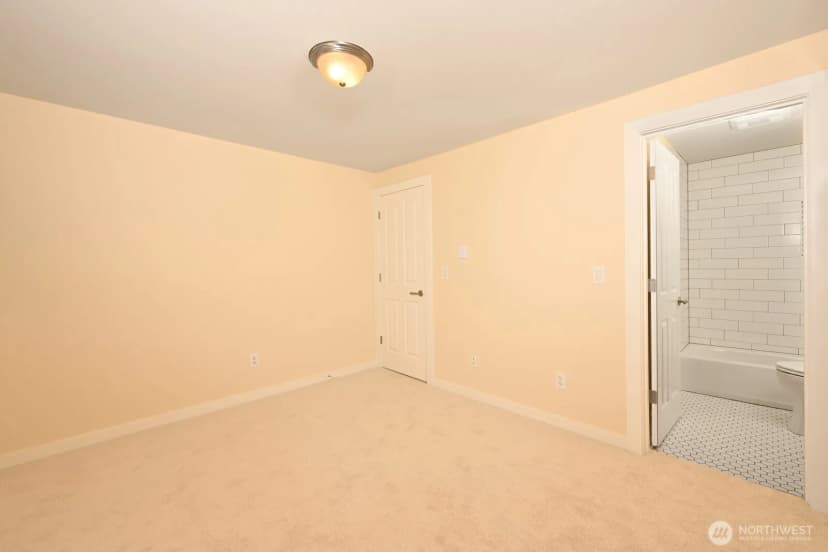 Property photo for 301 W Raye Street #106, Seattle photo 17