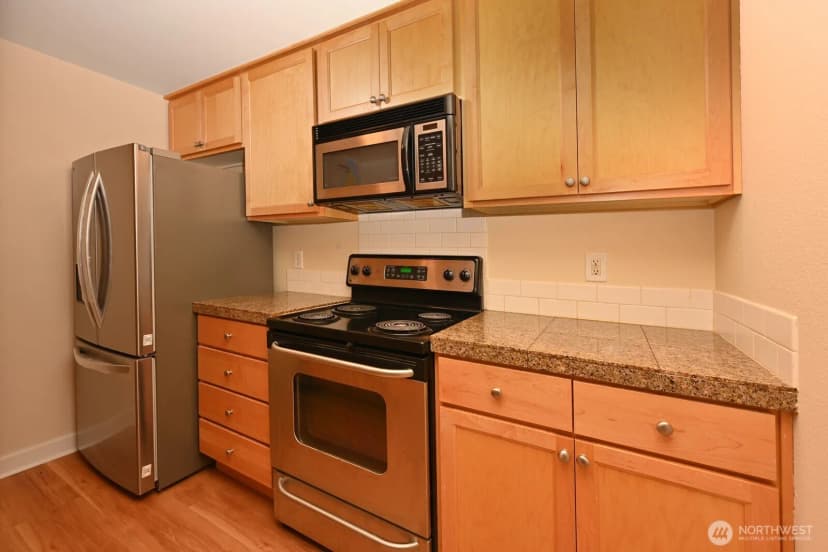 Property photo for 301 W Raye Street #106, Seattle photo 11