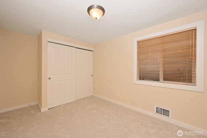 Property photo for 301 W Raye Street #106, Seattle photo 31