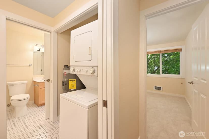 Property photo for 301 W Raye Street #106, Seattle photo 24