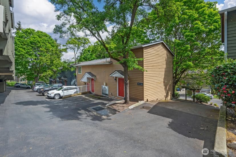 Property photo for 301 W Raye Street #106, Seattle
