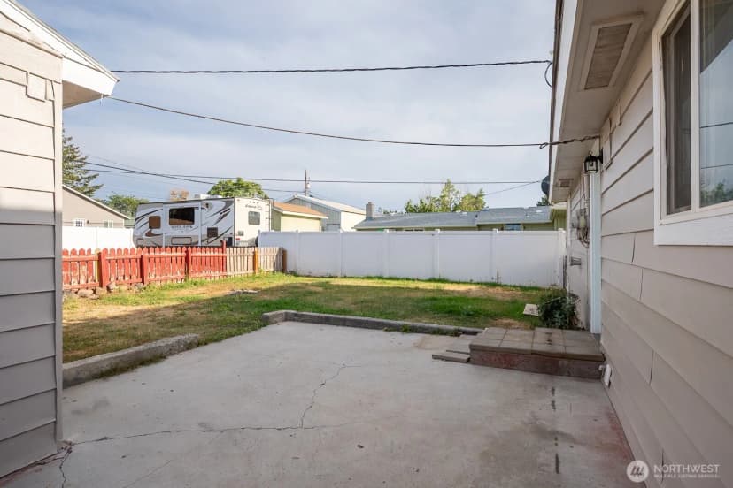 Property photo for 1222 Se A Street, Ephrata photo 17