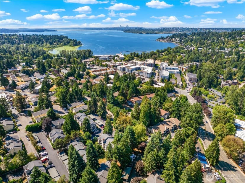 Property photo for 12020 100th Avenue Ne #m103, Kirkland photo 30