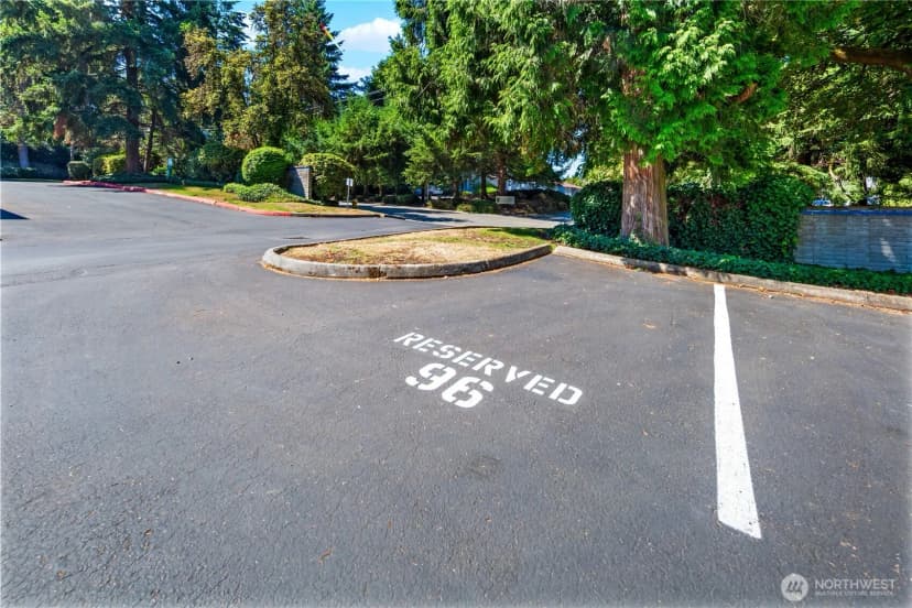 Property photo for 12020 100th Avenue Ne #m103, Kirkland photo 23