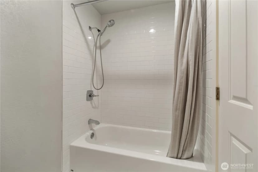 Property photo for 12020 100th Avenue Ne #m103, Kirkland photo 14