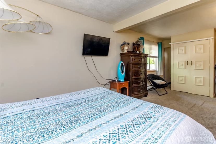 Property photo for 2633 Lake Youngs Court Se, Renton photo 10
