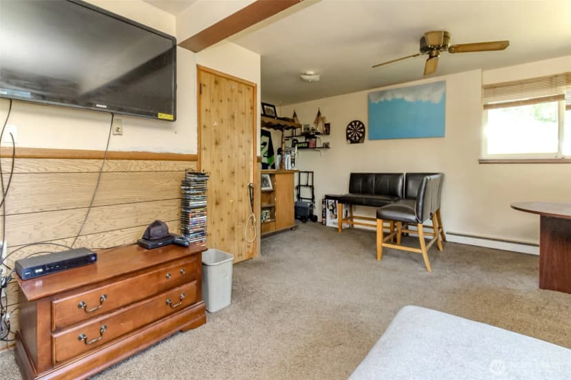 Property photo for 2633 Lake Youngs Court Se, Renton photo 12