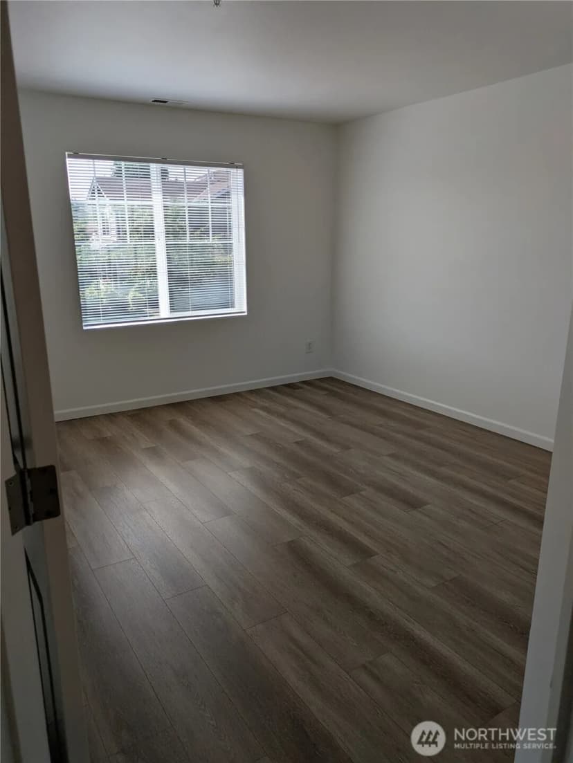 Property photo for 1221 65th Street Se #103, Auburn photo 17
