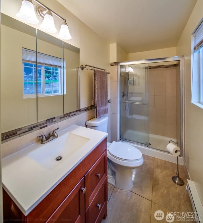 Property photo for 8061 Chinook Way, Birch Bay photo 15