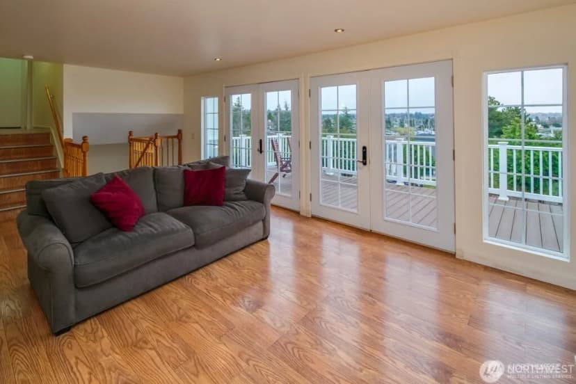 Property photo for 8061 Chinook Way, Birch Bay photo 5