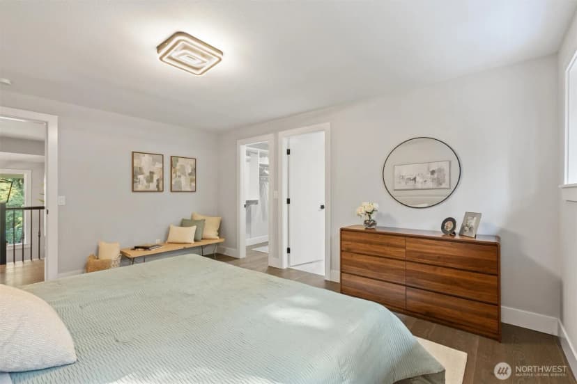 Property photo for 10345 36th Avenue Ne, Seattle photo 20