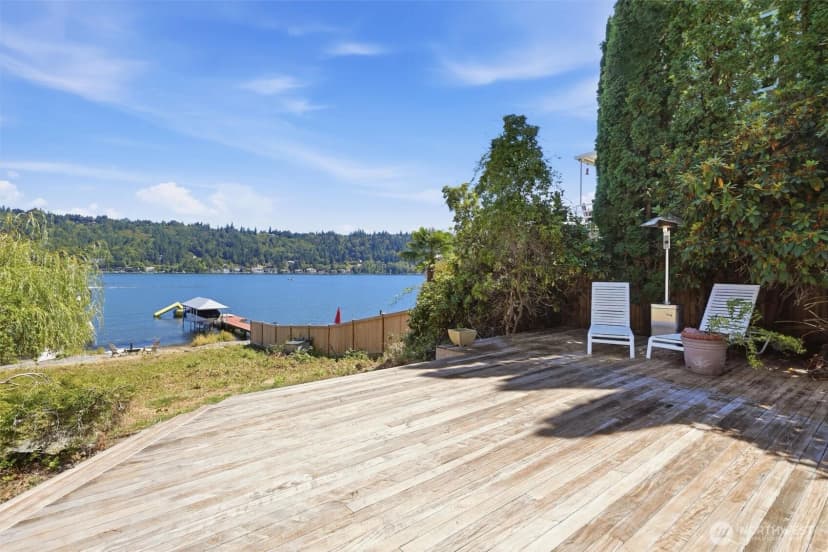 Property photo for 2618 W Lake Sammamish Parkway Ne, Redmond photo 27