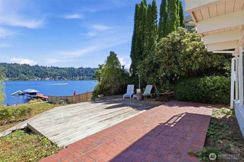 Property photo for 2618 W Lake Sammamish Parkway Ne, Redmond photo 28