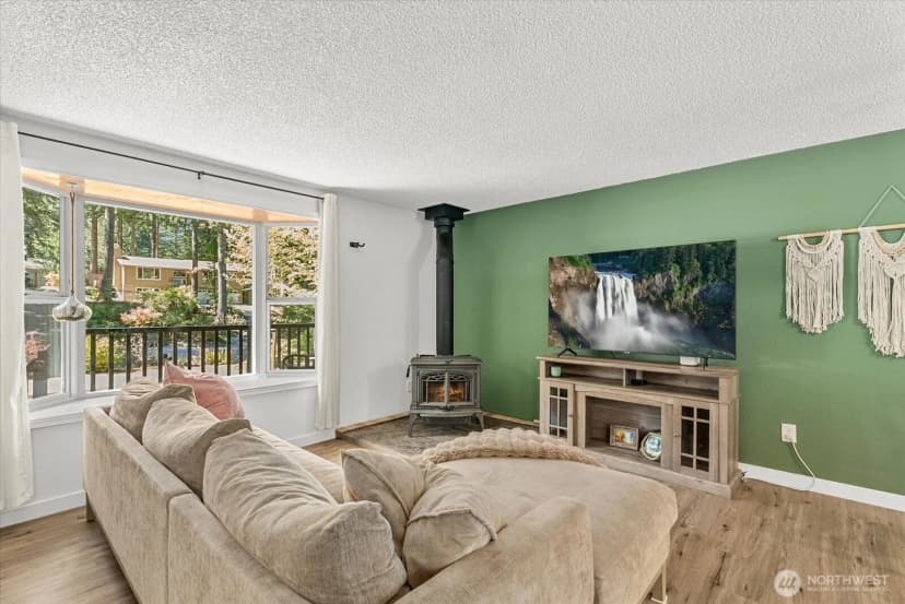 Property photo for 17034 431st Avenue Se, North Bend photo 5
