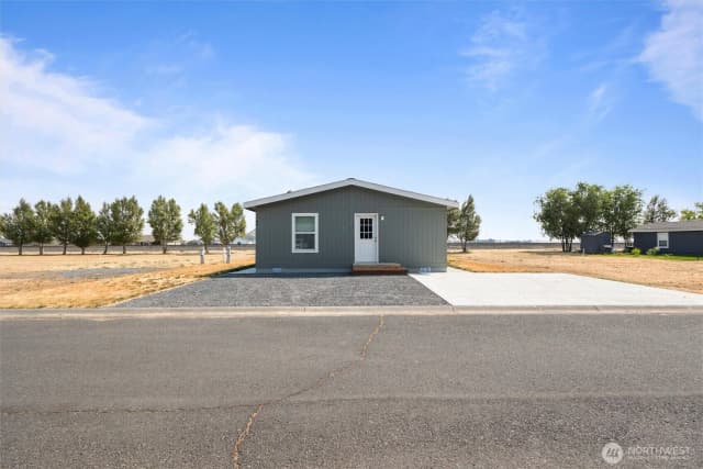 Property photo for 2480 Basin St Sw #44, Ephrata photo 3