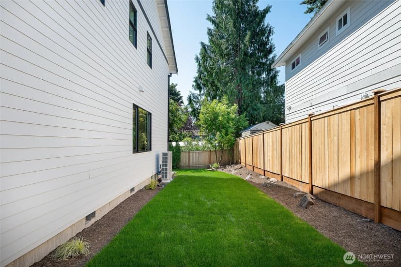 Property photo for 3626 191st Place Sw #b, Lynnwood photo 32