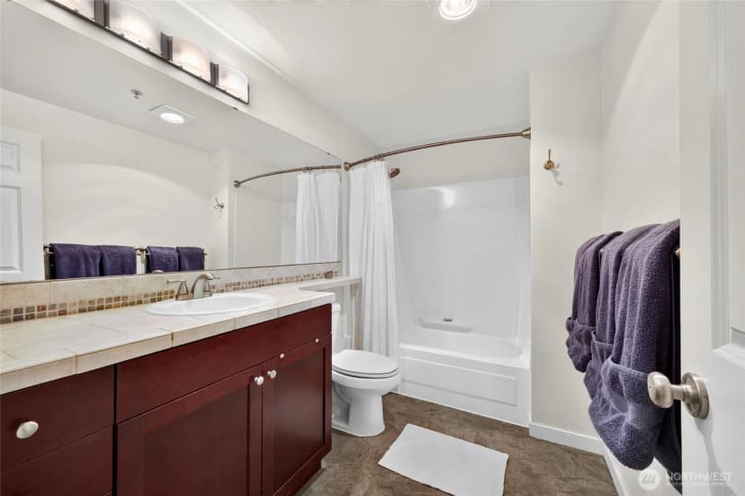 Property photo for 1840 S 284th Lane #h103, Federal Way photo 14