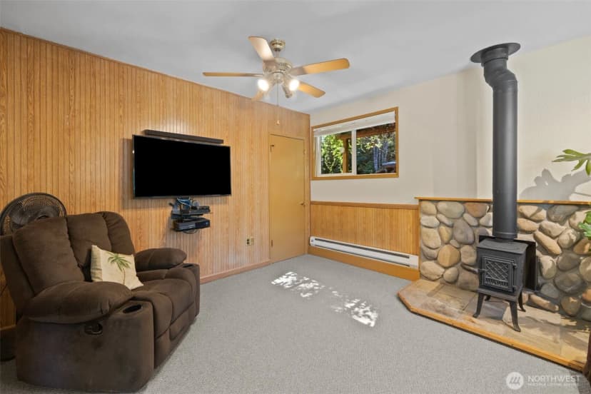 Property photo for 2295 Deer Park Road, Port Angeles photo 11