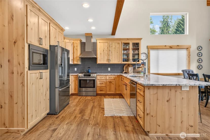Property photo for 2303 Pine Tree Road, Leavenworth photo 16