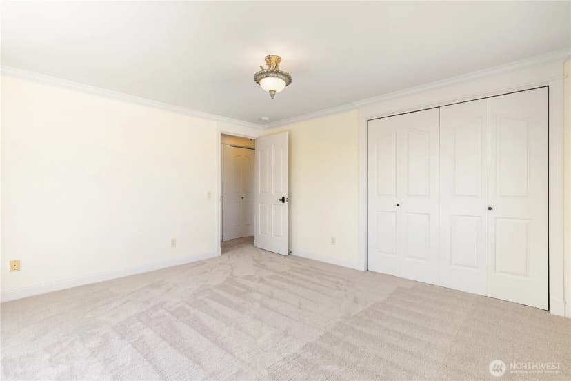 Property photo for 1301 W Holly Street #302, Bellingham photo 35