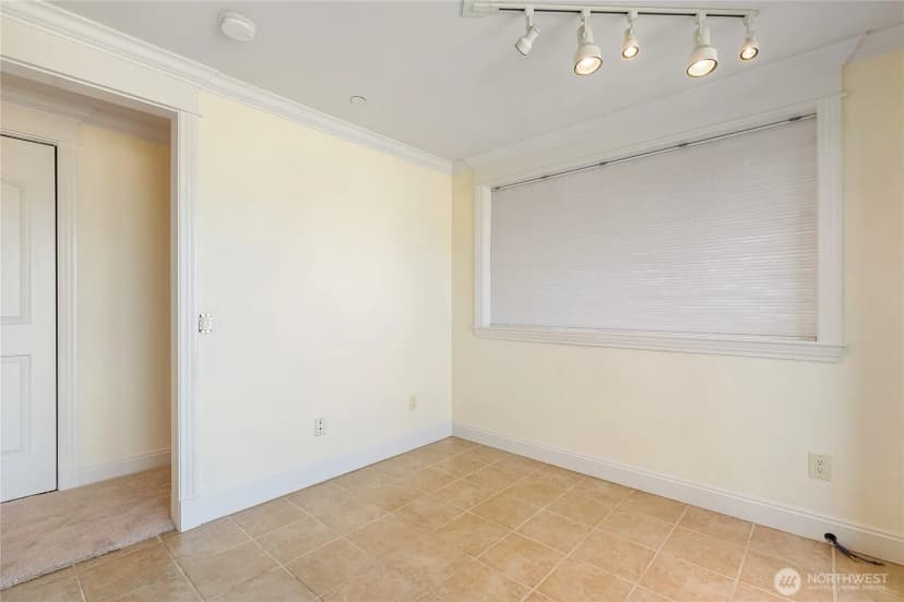 Property photo for 1301 W Holly Street #302, Bellingham photo 29